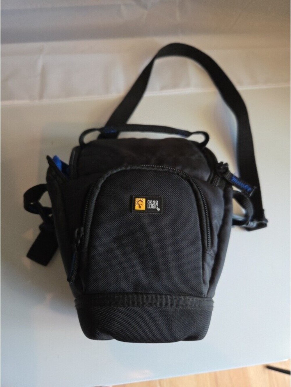 Case Logic SLR Zoom Camera & Lens Holster Bag w/ Hard Bottom And Strap SC4